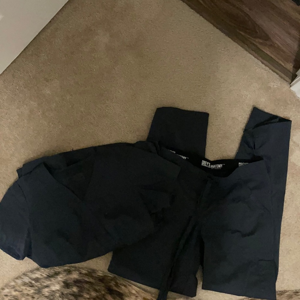 Grey’s Anatomy Dark Grey Scrub Set